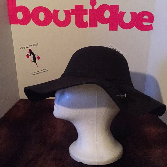 SOLD NWT Ladies Floopy Hat - Picture 5 of 6
